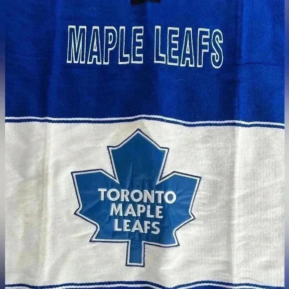 Toronto Maple Leafs  Adult Unisex Poncho White and Blue One Size - Picture 3 of 9
